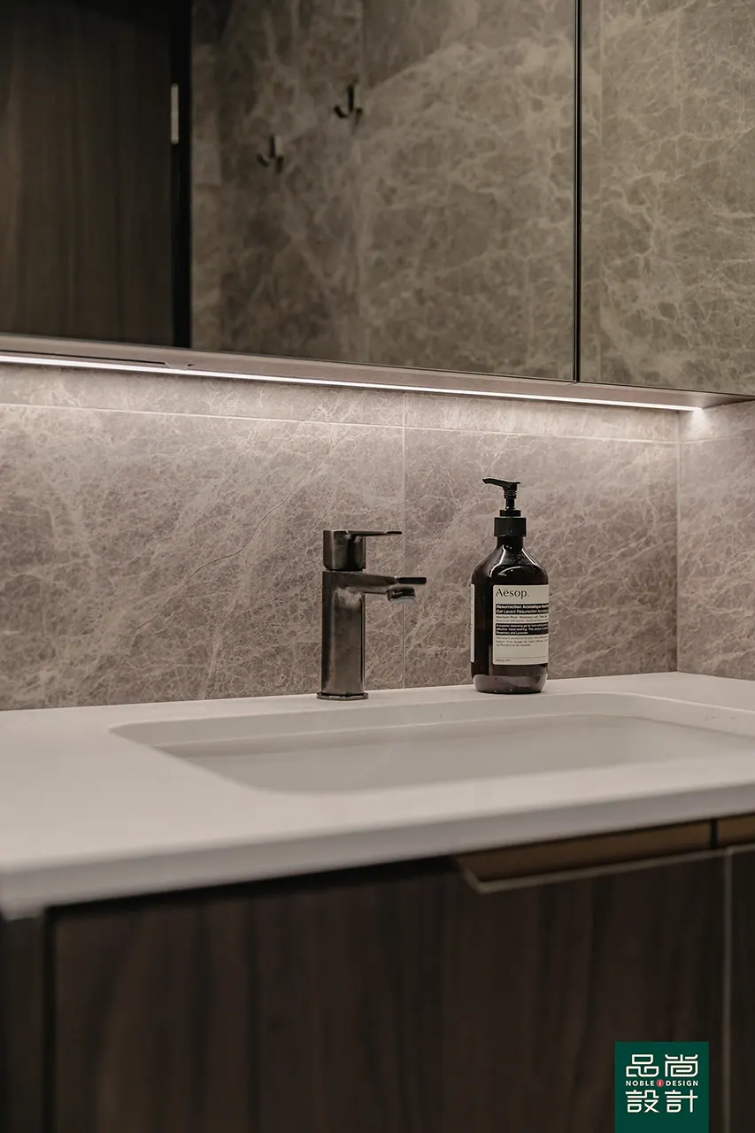 Tampines GreenRidges 4-room — interior by Noble Interior Design (38 of 42)