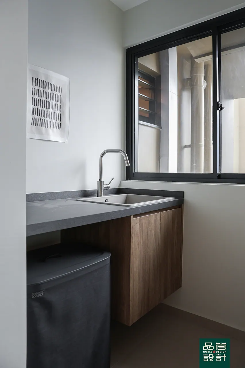 Tampines GreenVines 5-room — interior by Noble Interior Design (38 of 38)
