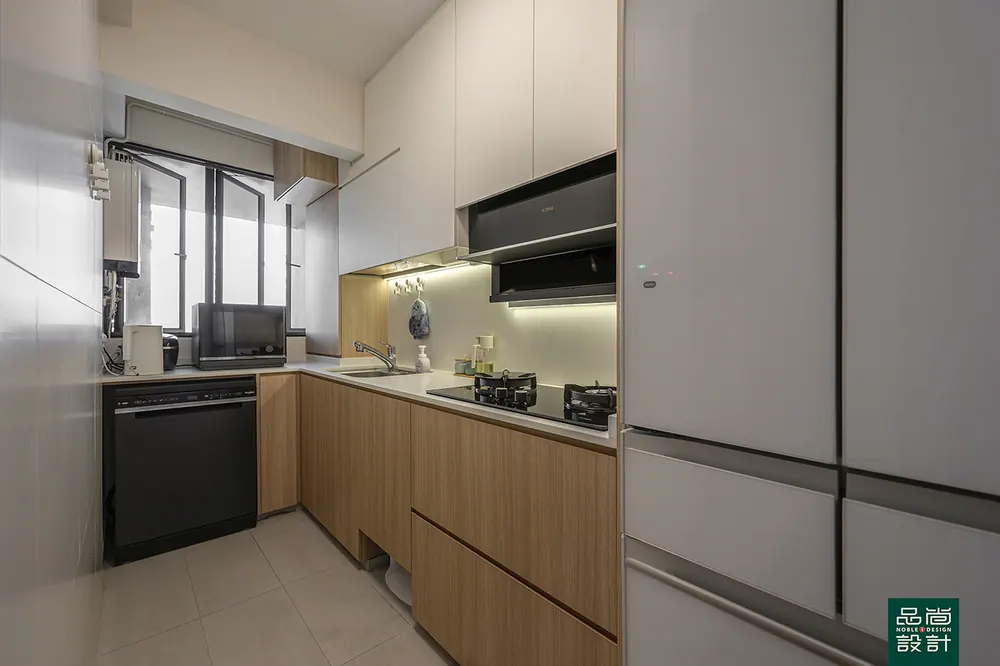 Trivelis 4-room — interior by Noble Interior Design (13 of 24)