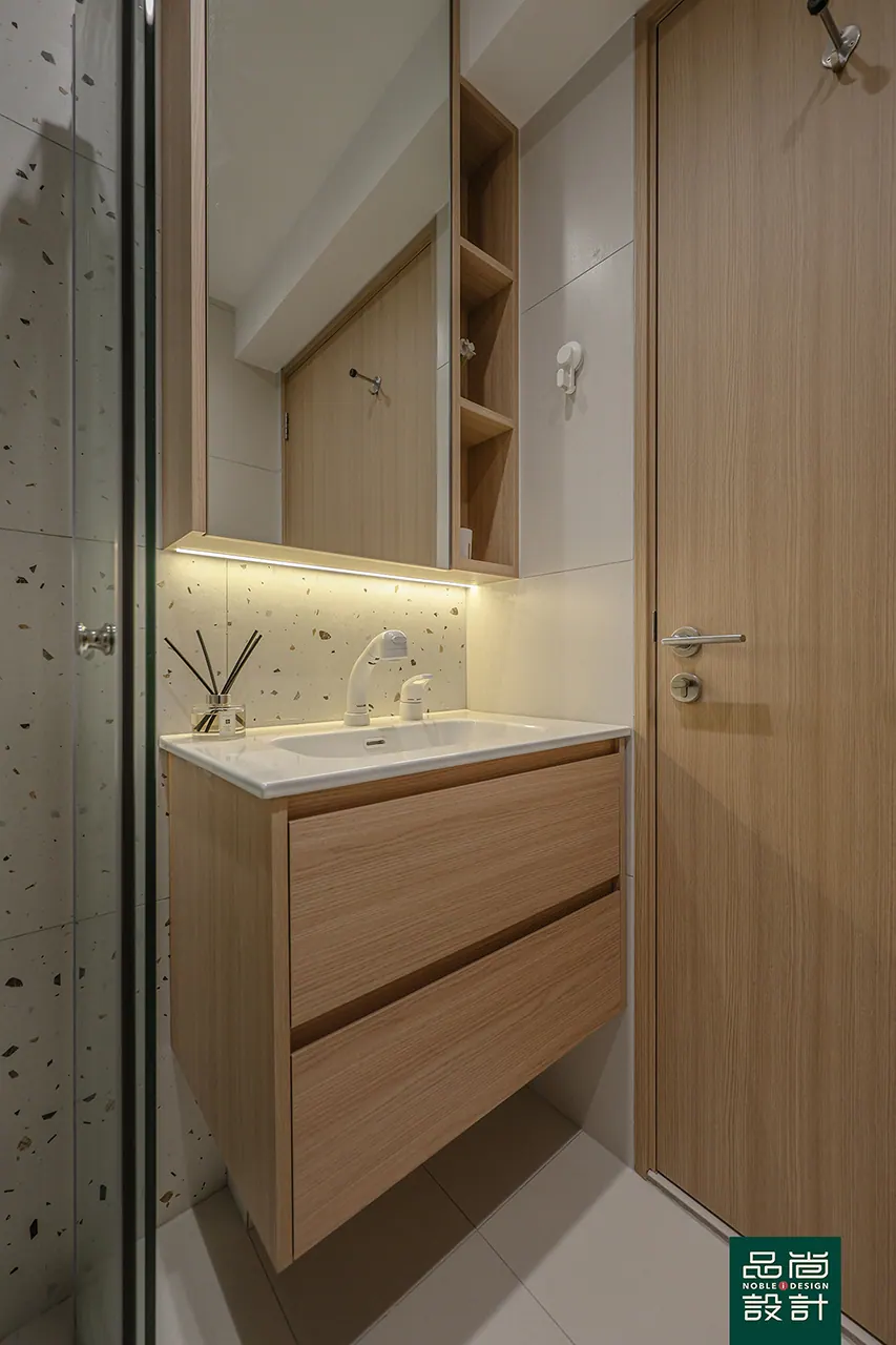 Trivelis 4-room — interior by Noble Interior Design (14 of 24)