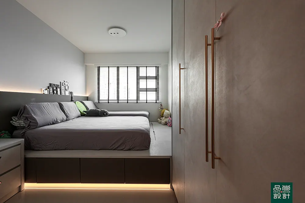 West Coast Parkview 5-room — interior by Noble Interior Design (27 of 36)