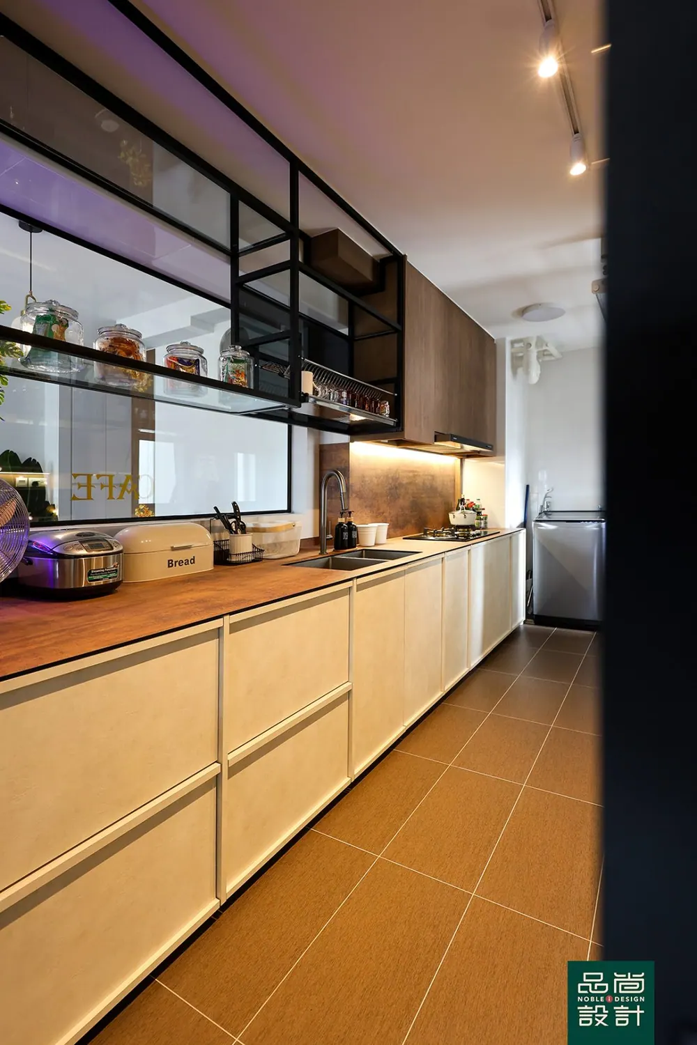 Woodleigh Hillside 4-room — interior by Noble Interior Design (15 of 25)
