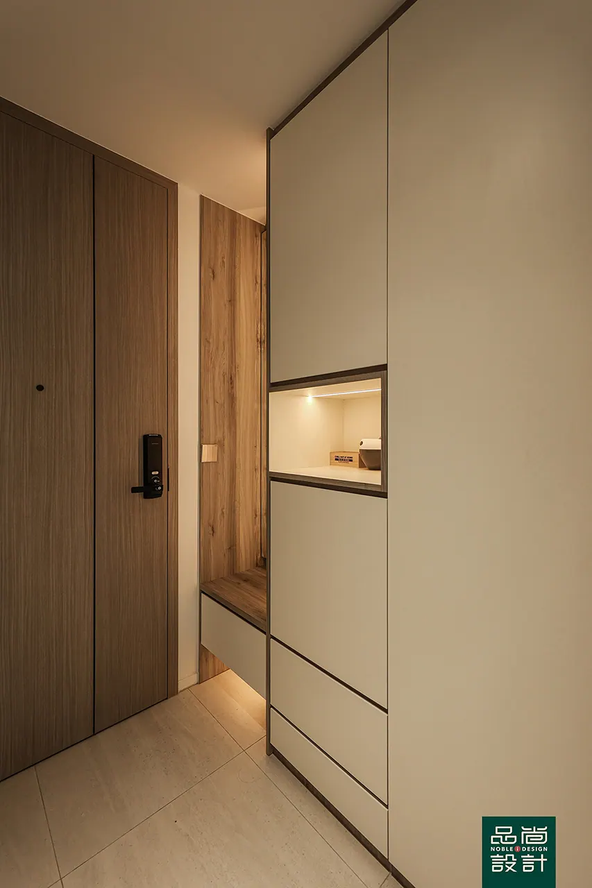 Woodleigh Residences 3 Bedroom — interior by Noble Interior Design (13 of 24)