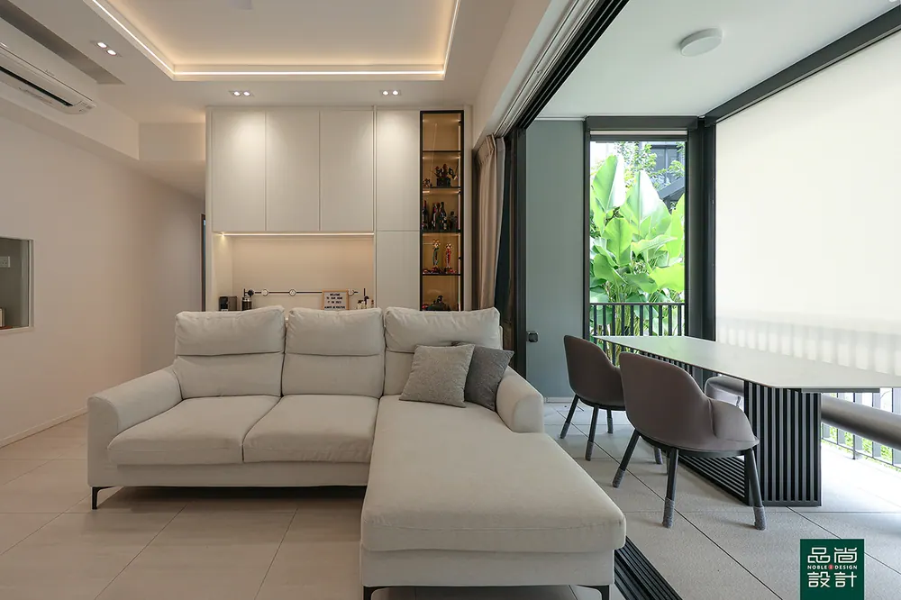 Woodleigh Residences 3 Bedroom — interior by Noble Interior Design (3 of 24)
