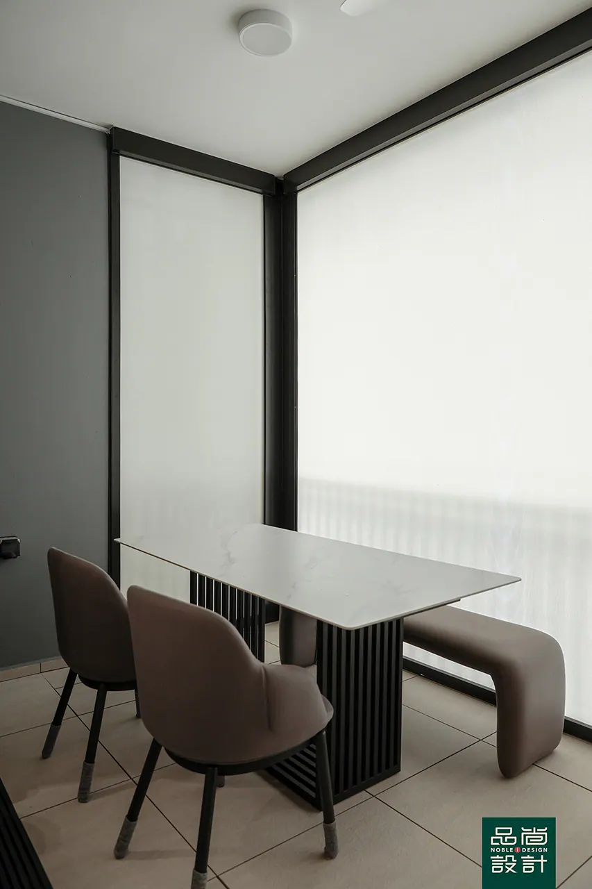 Woodleigh Residences 3 Bedroom — interior by Noble Interior Design (12 of 24)