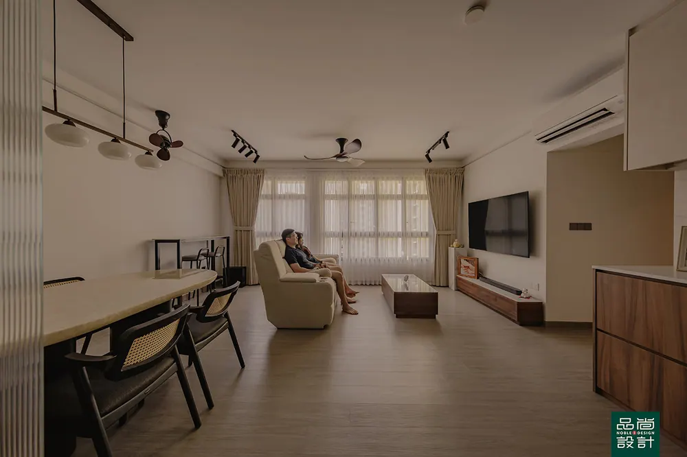 Yishun Boardwalk 4-room — interior by Noble Interior Design (2 of 27)