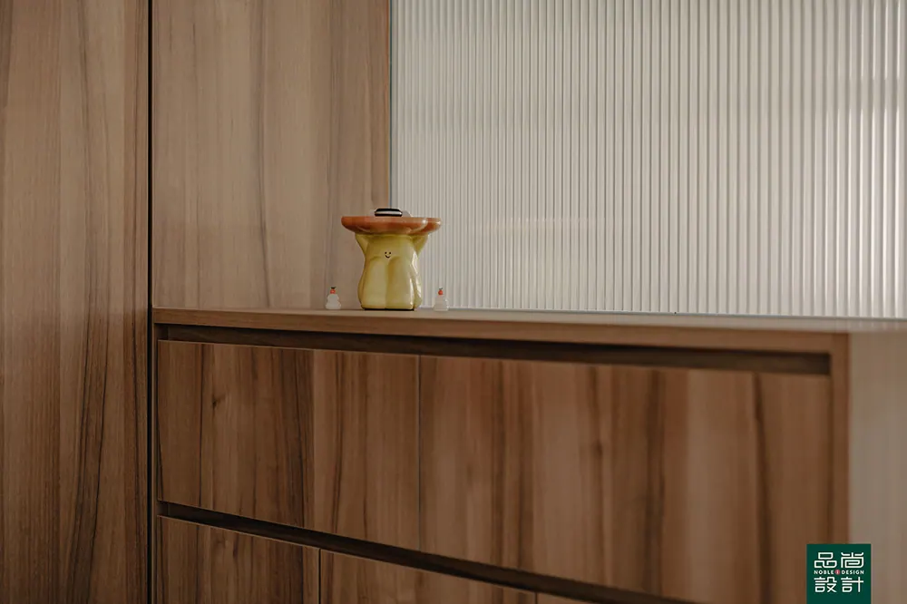Yishun Boardwalk 4-room — interior by Noble Interior Design (9 of 27)